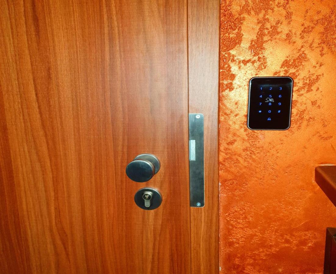 Paderewskiego 9 Aparth レシュノ エクステリア 写真